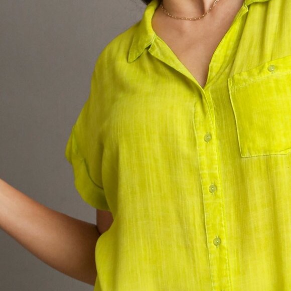 Umgee Plus Size Lime Washed Button Up Short Sleeve Top with Frayed Hemline NWT - Picture 2 of 4